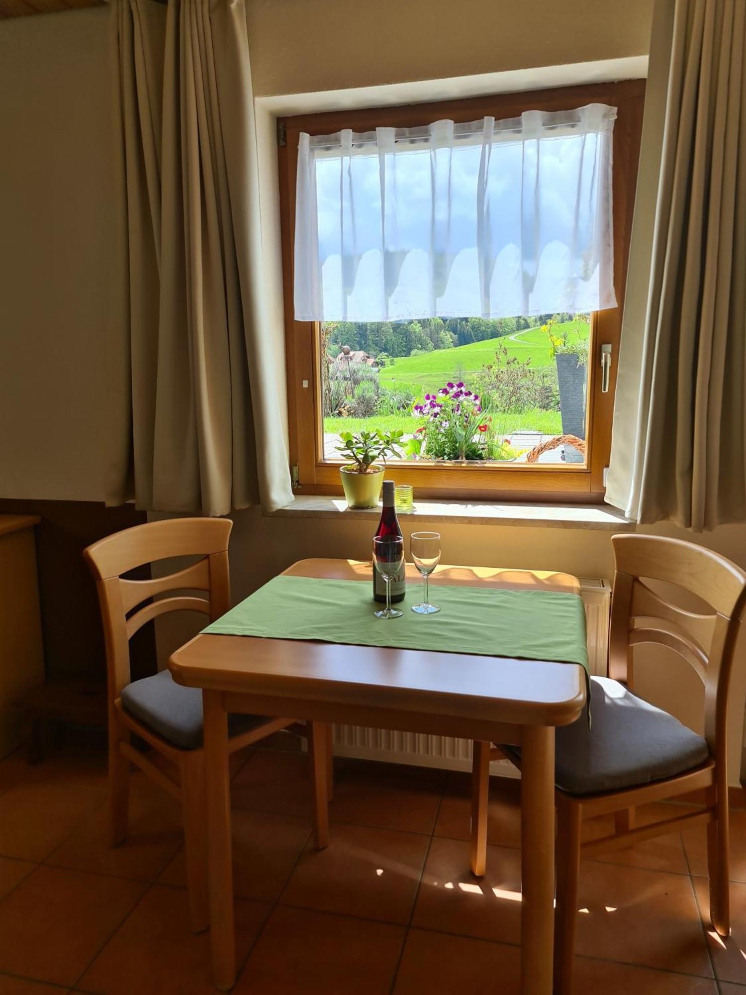 Haus Foehrenbach Appartement Schonenberg Buitenkant foto